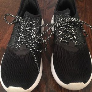 ADIDAS size 7.5 Lite Racer Sneaker- Women’s